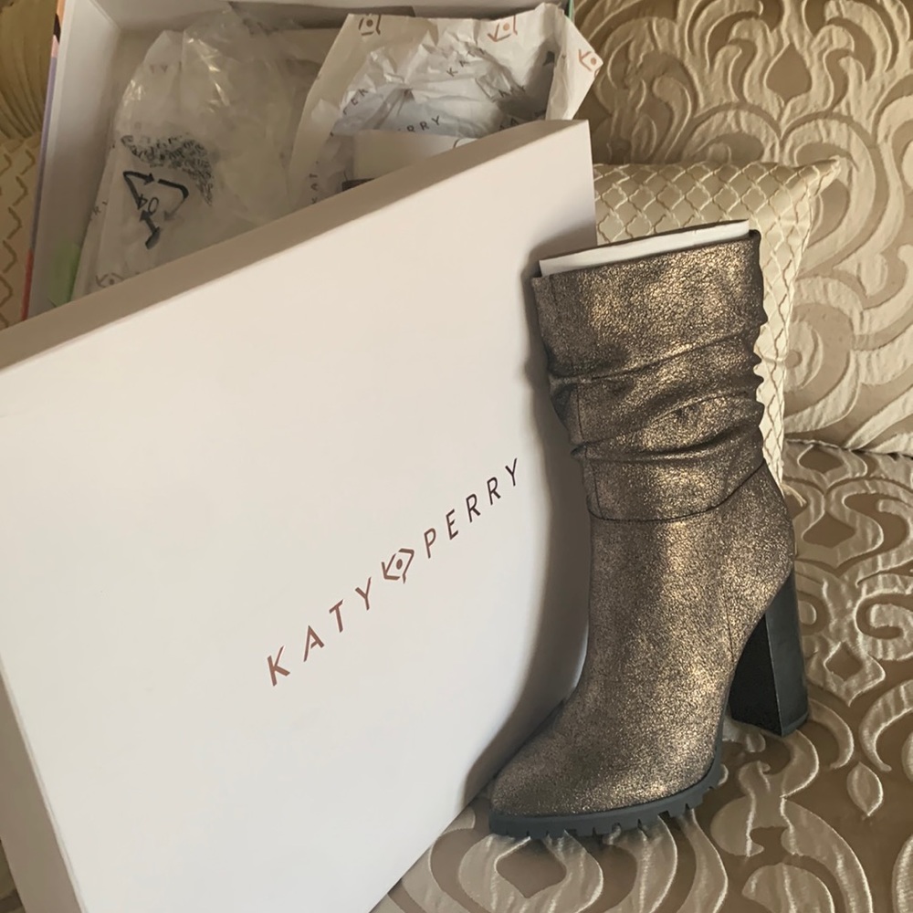 Katy Perry boots